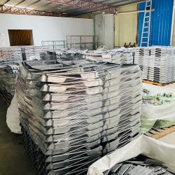 ডাই-কাস্ট-ফ্লাডলাইট